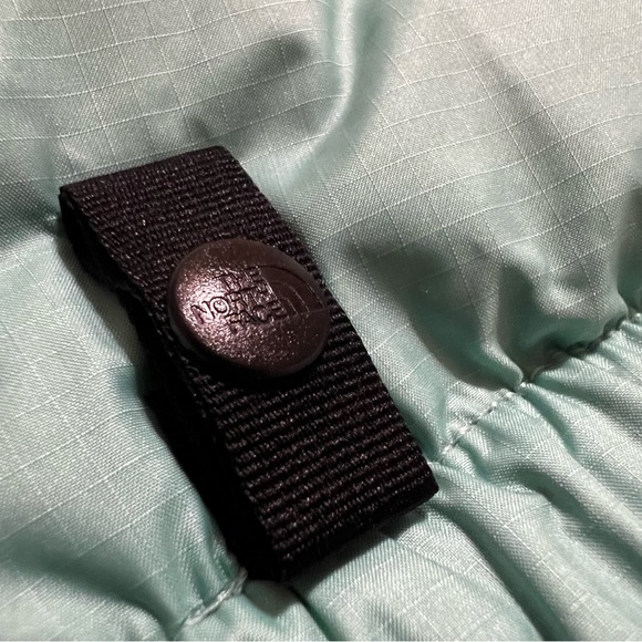 The North Face 1996 Retro Nuptse 700-Down Insulated Jacket Color Wasabi - Picture 8 of 16